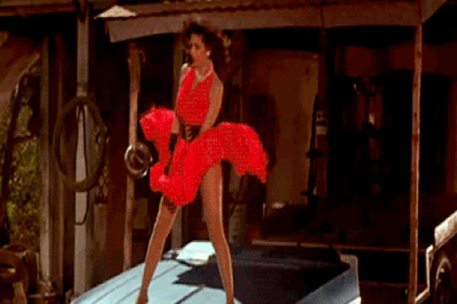 Farah Khan reveals a spot boy fainted after Pooja Bedi’s skirt flew over her head
