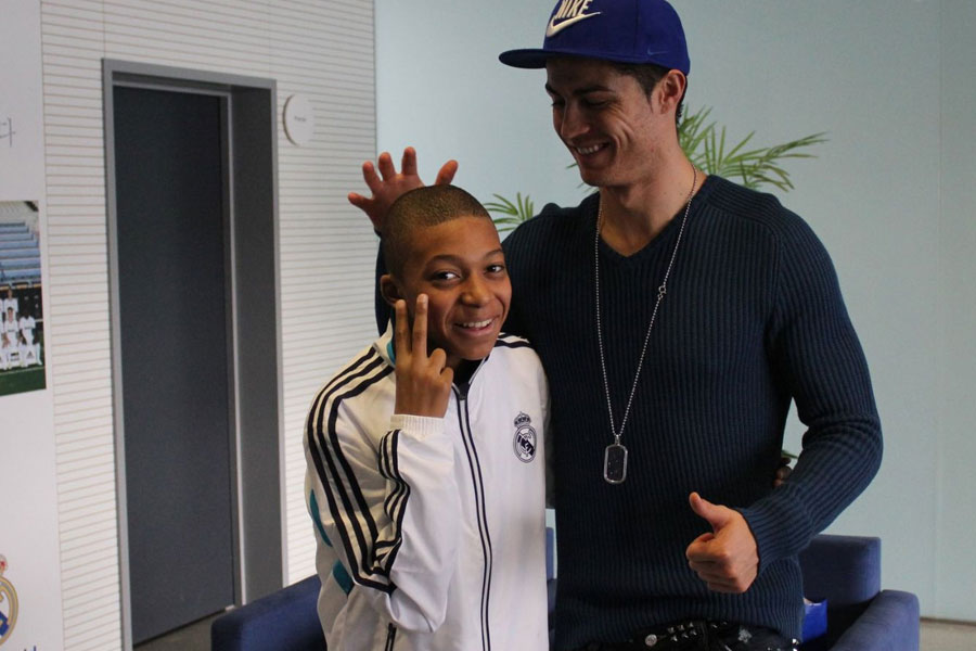 Cristiano Ronaldo sends special message to Kylian Mbappe after joining Real Madrid
