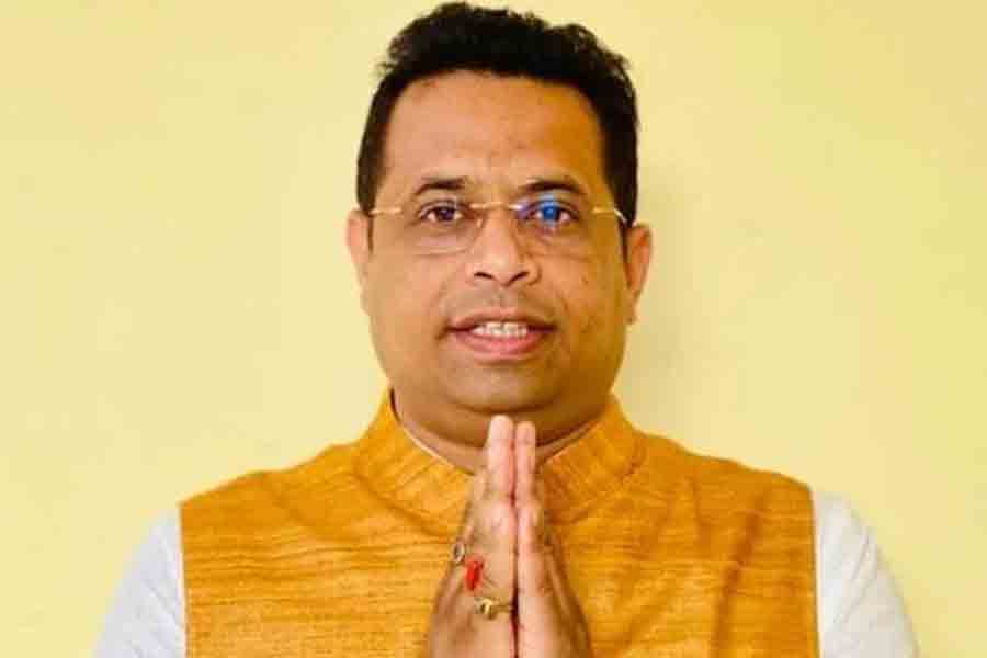 TMC slams BJP MP Soumitra Khan for allegedly taking bribe for recruitment