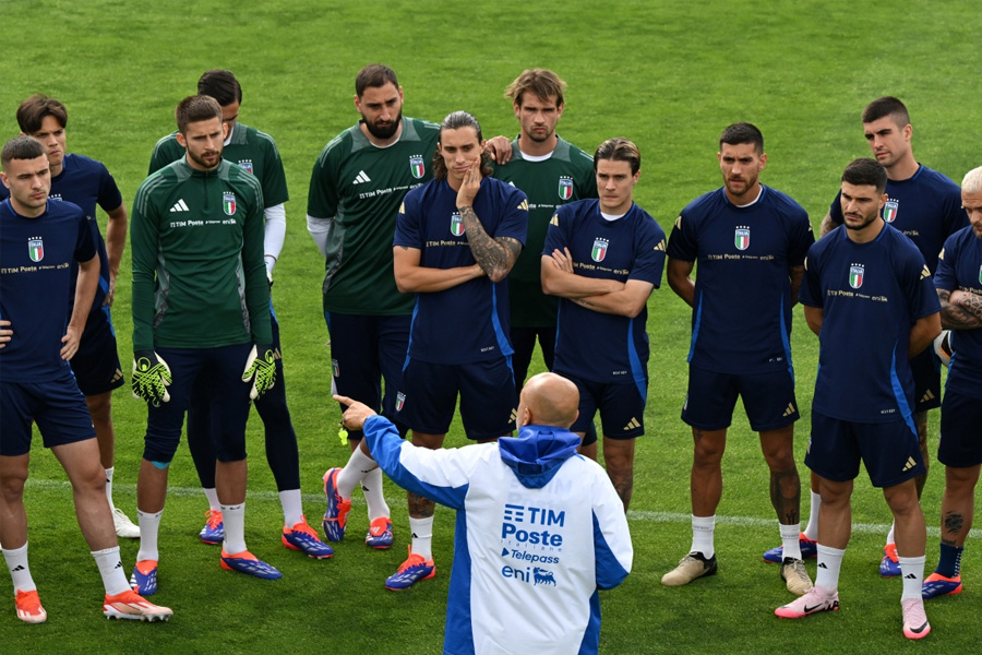UEFA Euro 2024: Luciano Spalletti rails at Italy Playstation ban reports