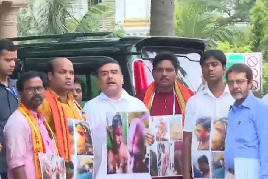 Suvendu Adhikari visits Raj Bhawan, Governor assures of help