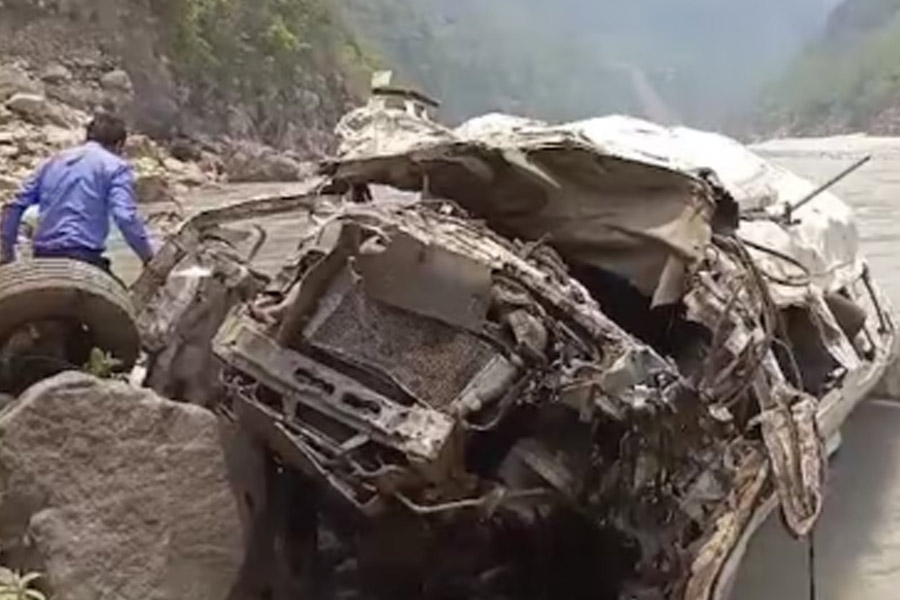 Vehicle fell into a deep gorge in Uttarakhand, 8 feared dead