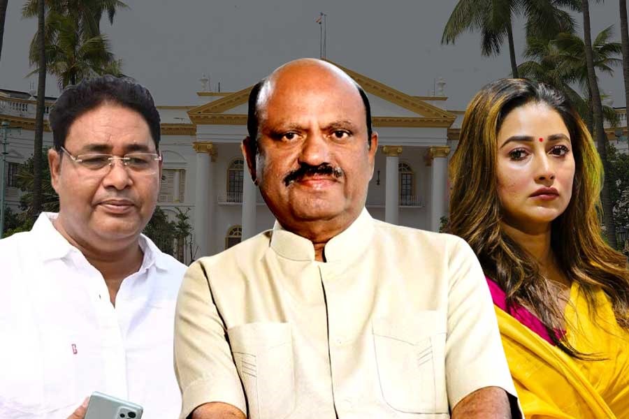 Governor C V Ananda Bose sends letter to Sayantika and Reyat to take oath in Raj Bhavan
