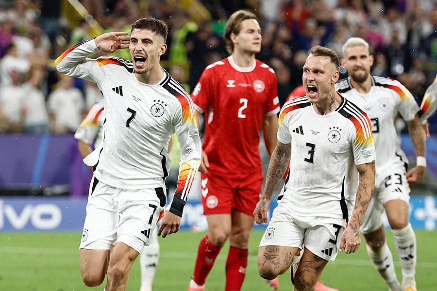 Germany edges past Denmark and through to the quarter final of Euro Cup