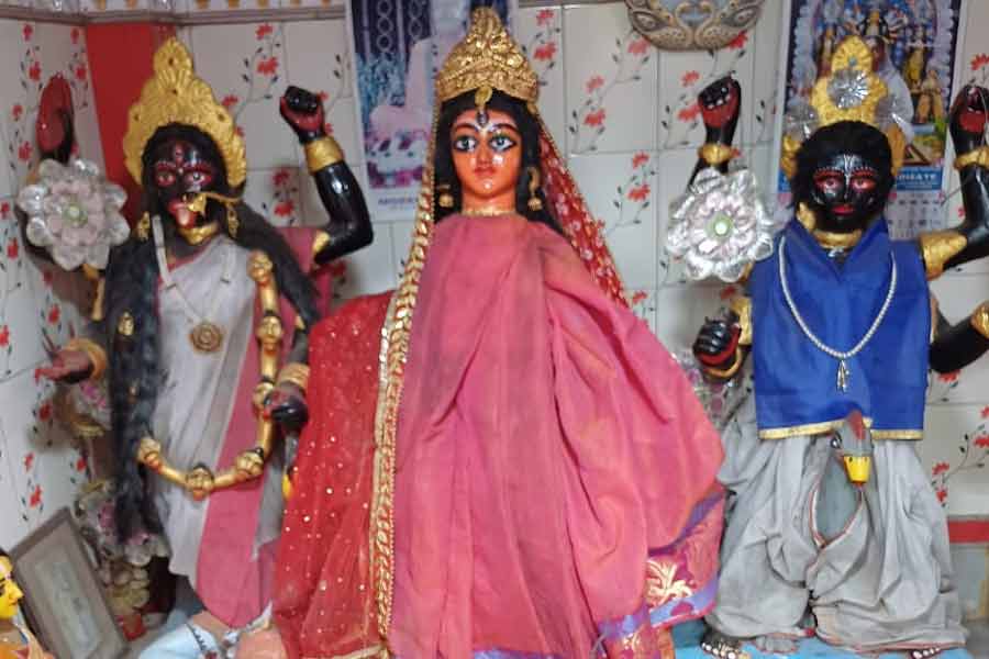 Theft at temple in Belur, valuable ornaments stolen