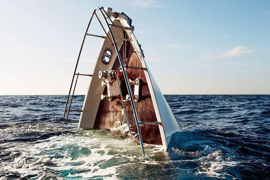 11 migrants killed after 2 ships sink off Italy coast