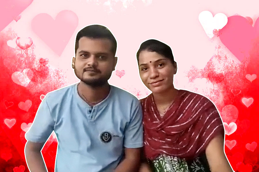 Brazilian women comes to Nabadwip for her love