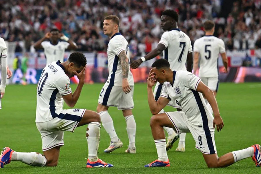 Euro Cup 2024: England coach Southgate forgets semi final, Sancho-Ferdinand gives fittest reply to the racists
