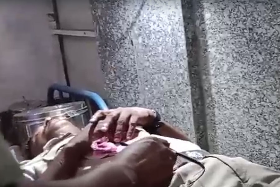 allegation of post poll violence in Goghat injured Police man