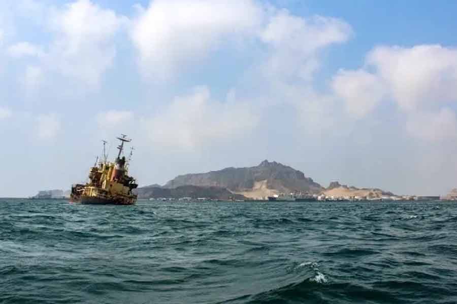 49 dead, 140 missing after a migrant boat sinks off Yemen's coast