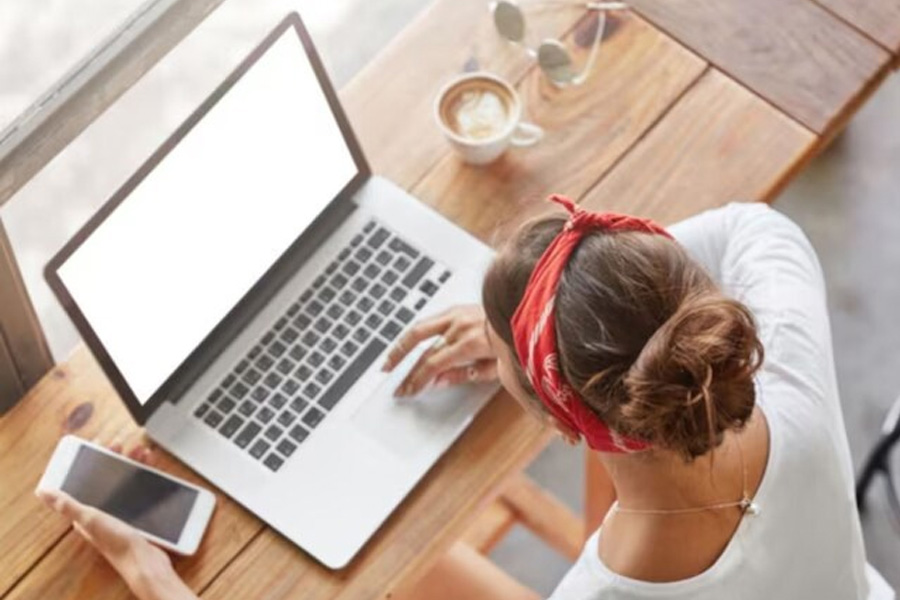 This Woman's Candid Coffee Review Landed Her A Job