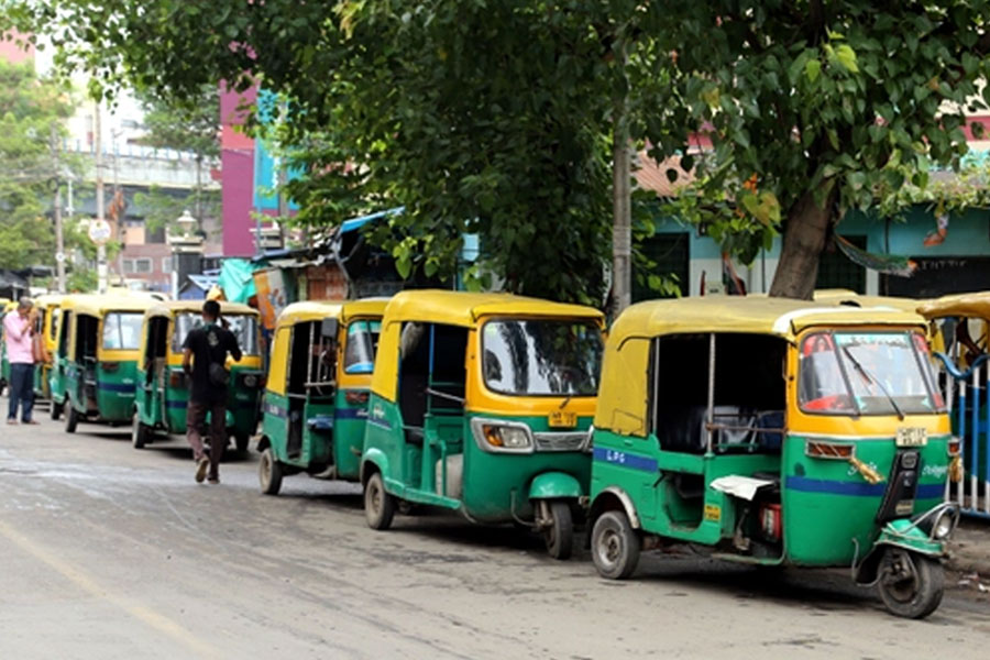 Pilot project in Newtown, door-to-door auto in the city after booking on the app