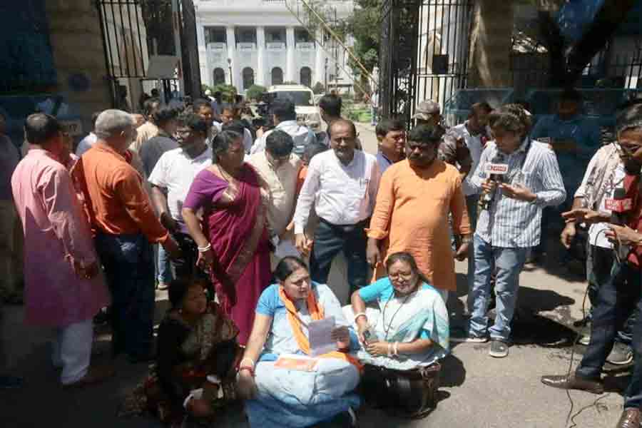 Suvendu Adhikari targets WB Assembly speaker