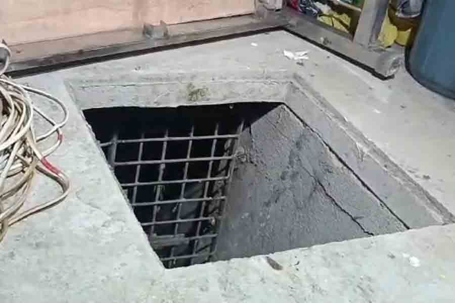 Kultali accused who shot cops fled via tunnel