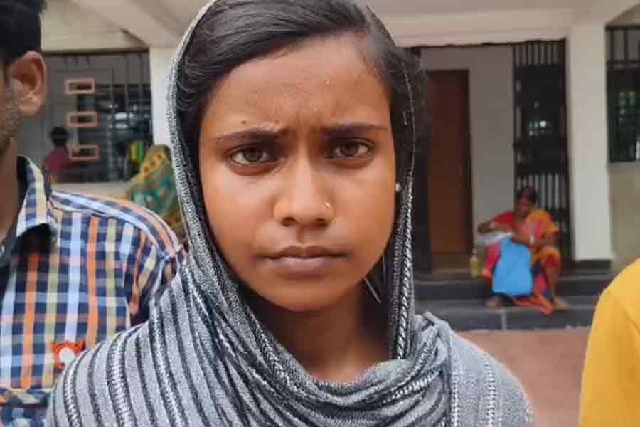 Malda girl alleges Kanyashree fraud by panchayat official
