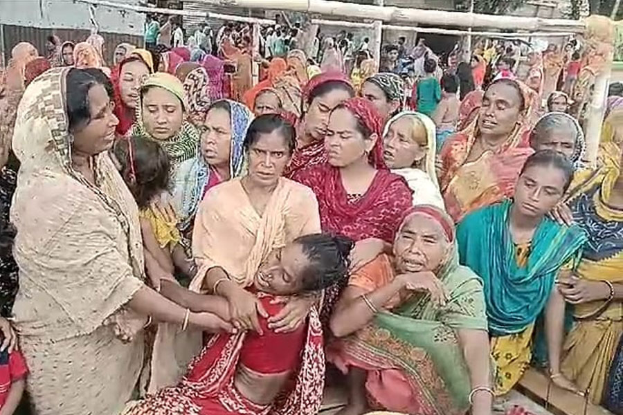 Body of the teenager was recovered from Padma river in Murshidabad