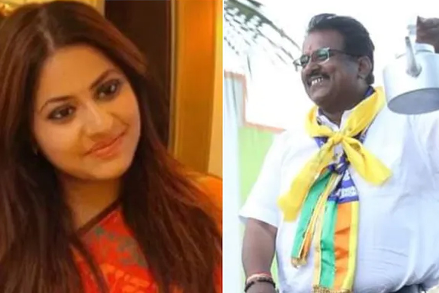 Trainee IAS officer Puja Khedkar's father defends her