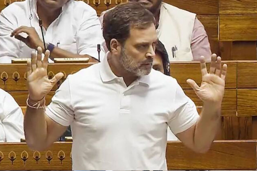 Kiren Rijiju's 'bal budhi' jab at Rahul Gandhi over 'no SC/ST in Miss India' remark
