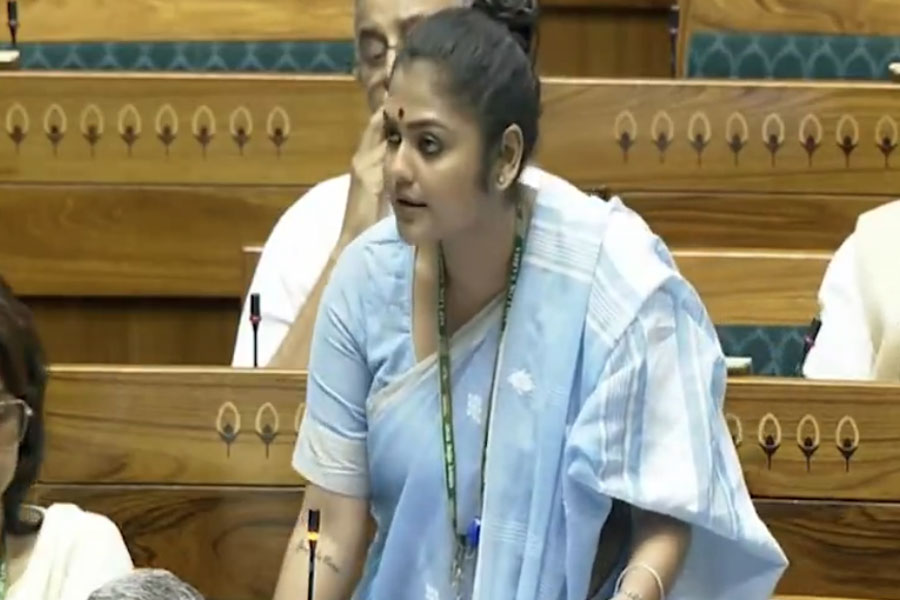 TMC MP Saayoni Ghosh speaks in Lok Sabha and demands for development work of proposed metro railway in Baruipur