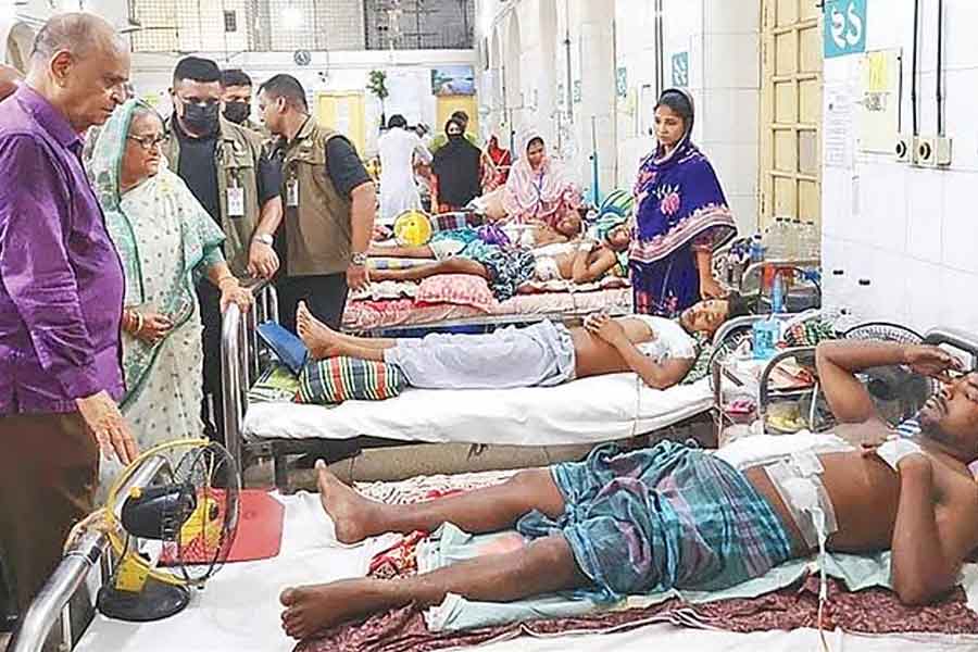Bangladesh PM Sheikh Hasina visit hospital