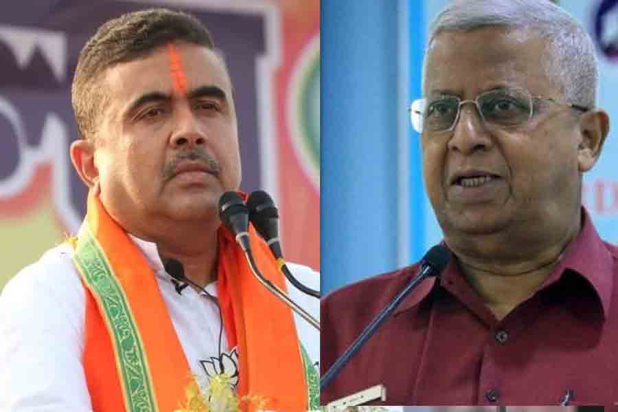 Tathagata Roy supports Suvendu Adhikari