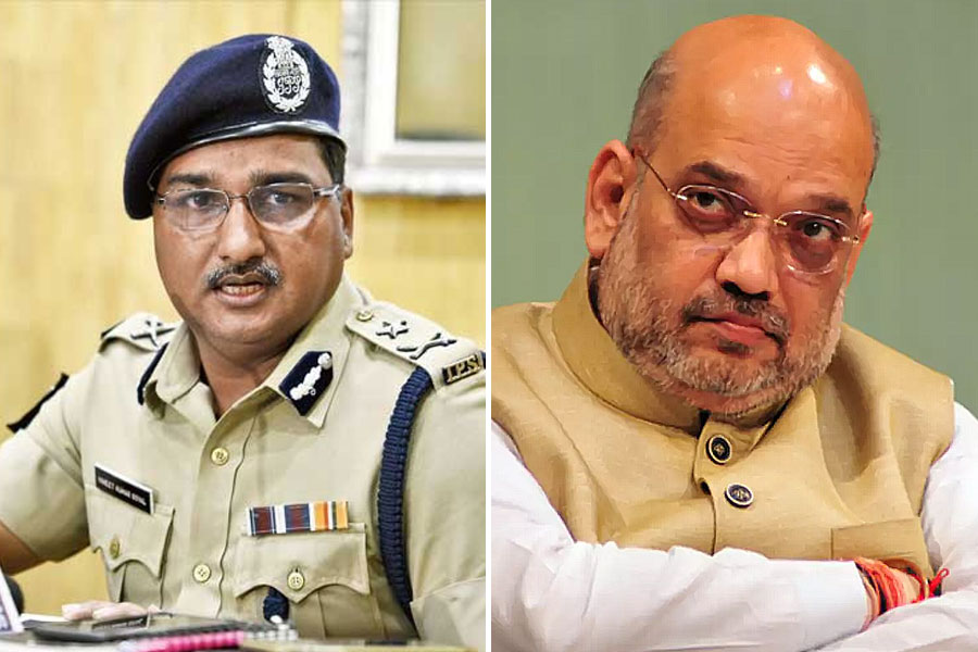 Home Ministry has initiated disciplinary action against Kolkata Police Commissioner Vineet Goyal and a DCP
