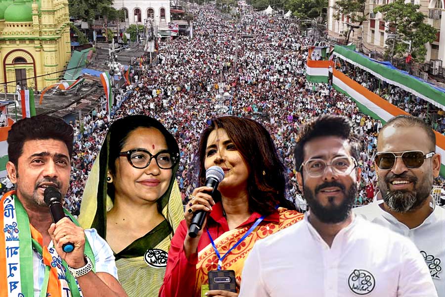 21 July TMC Shahid Diwas: Dev, Raj, Yusuf Pathan, Rachana celebs full attendance