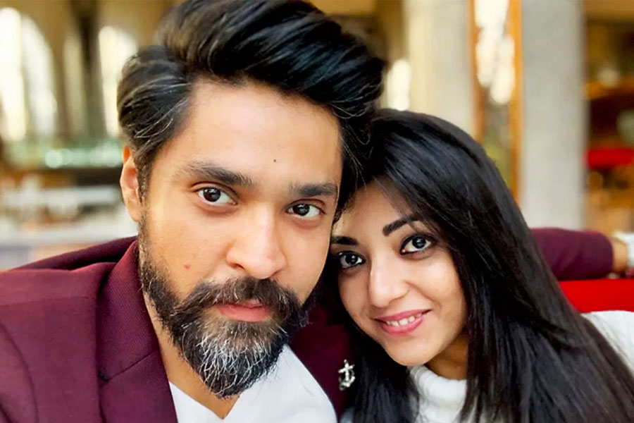 Gourab Chatterjee, Devlina Kumar worried about divorce rumors in Tollywood