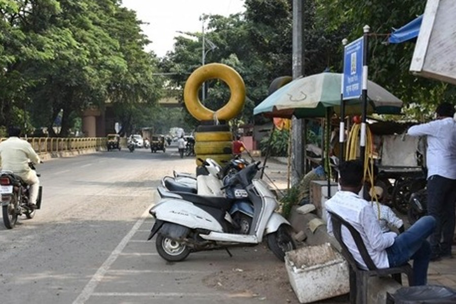 BJP MLA says Degree is not useful instead open puncture shop