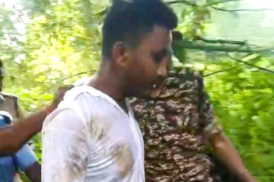BJP leader reportedly involved in robbery in Malda