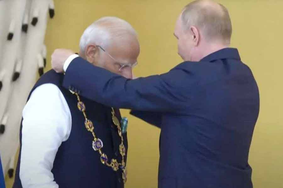 Narendra Modi received Russia's highest civilian honour and spoke about Ukraine war