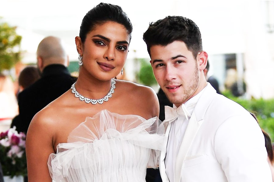 Nick Jonas revisits the day he proposed to Priyanka Chopra in a romantic post