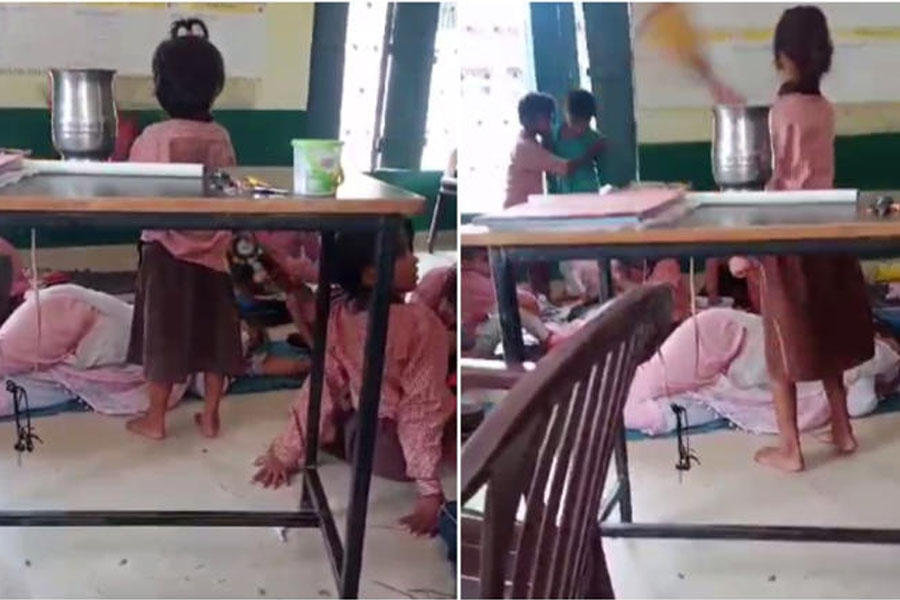 Uttar Pradesh primary school principal caught sleeping as students fan her, suspended