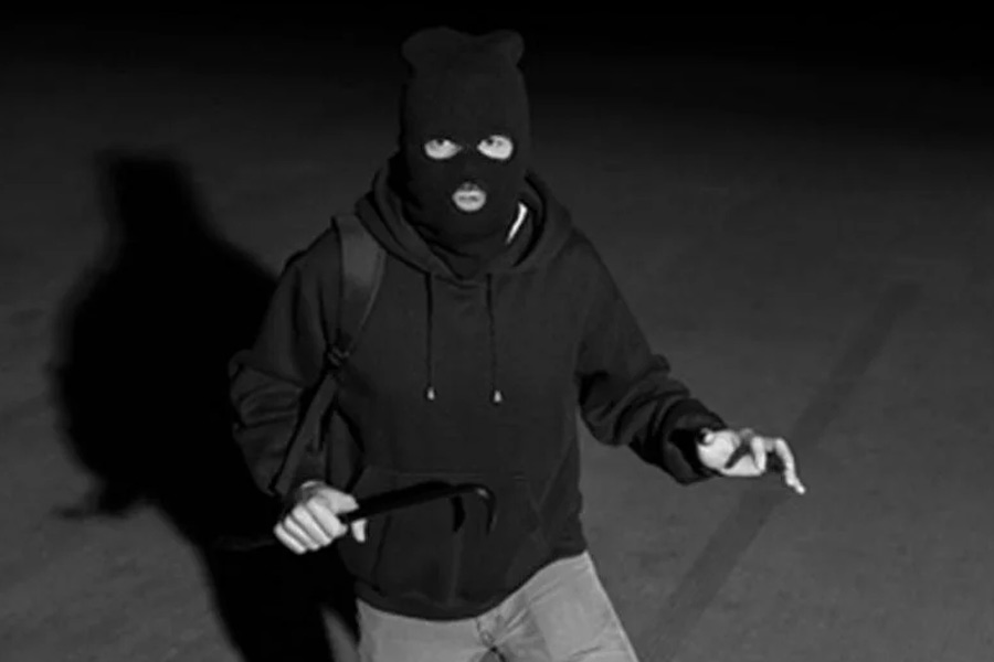 Thief apologizes after stealing, promise to return in Tamil Nadu