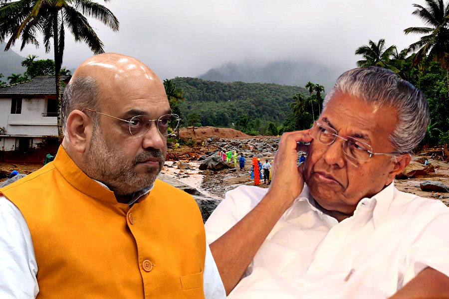 Pinarayi Vijayan vs Amit Shah on Kerala landslides