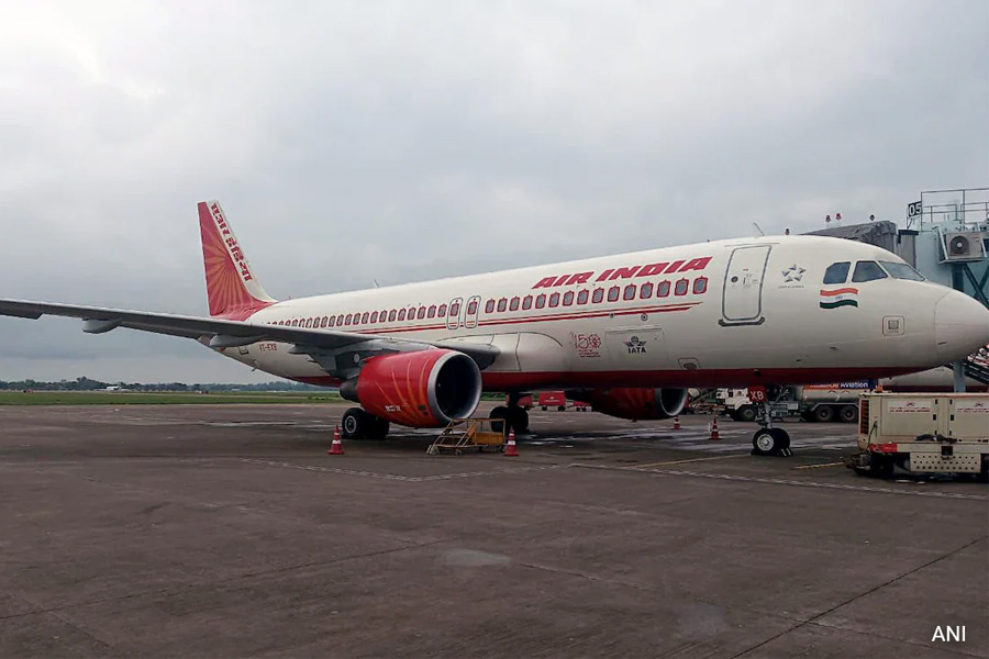 A Bomb Threat a Air India Flight