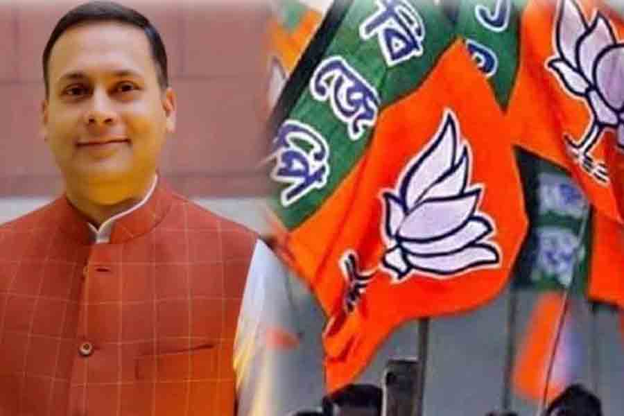 SP takes a jibe on Amit Malviya