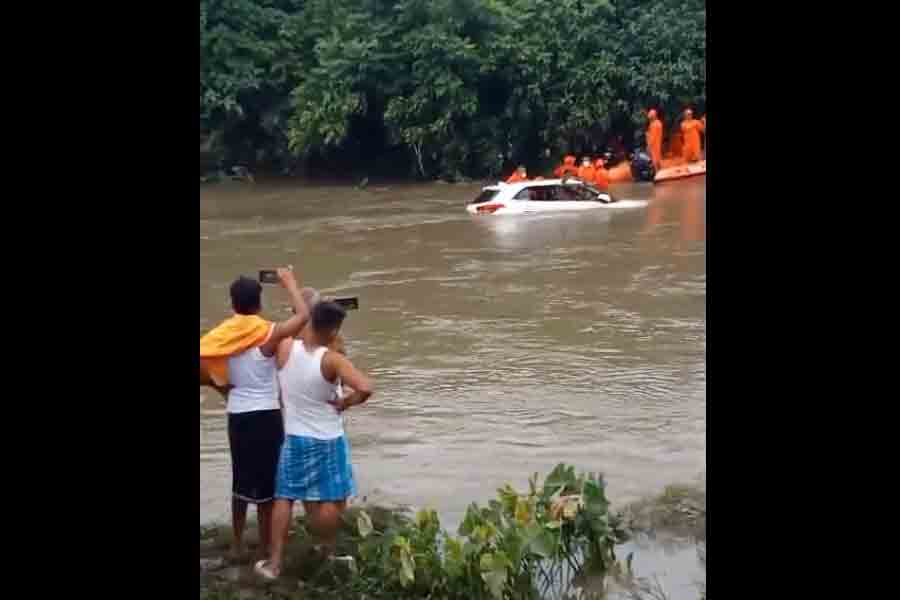 3 died as drowned in water in Asansol, claims WB miniser