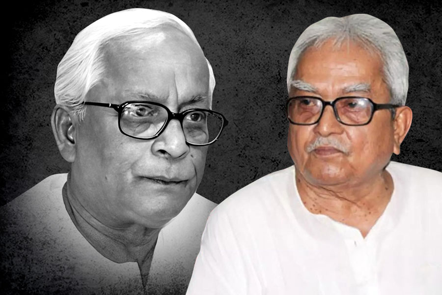 Biman basu remembers Former CM Buddhadeb Bhattacharya after his demise
