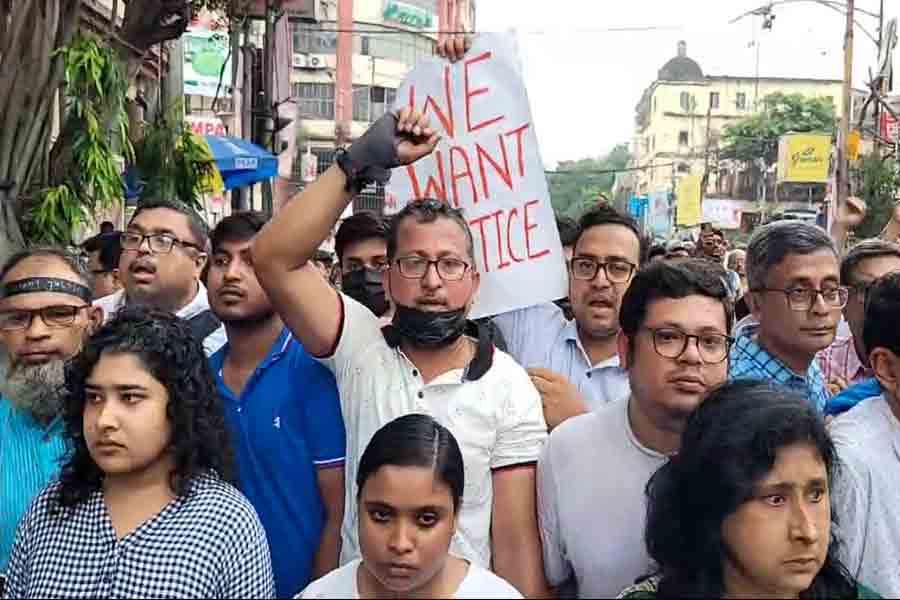 RG Kar Hospital Case: Doctors and lawyers marched to Lalbazar on RG Kar issue