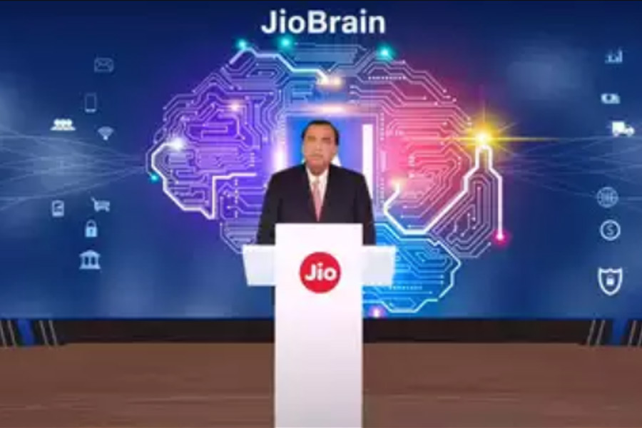 Mukesh Ambani unveils AI brainchild 'Jio Brain'