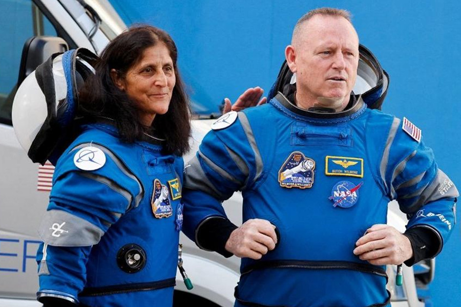 NASA Astronauts To Return From Space Next Year