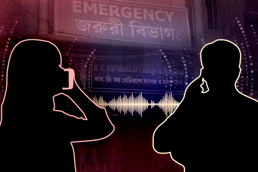 'First call' from RG Kar hospital to doctor's family creates controversy