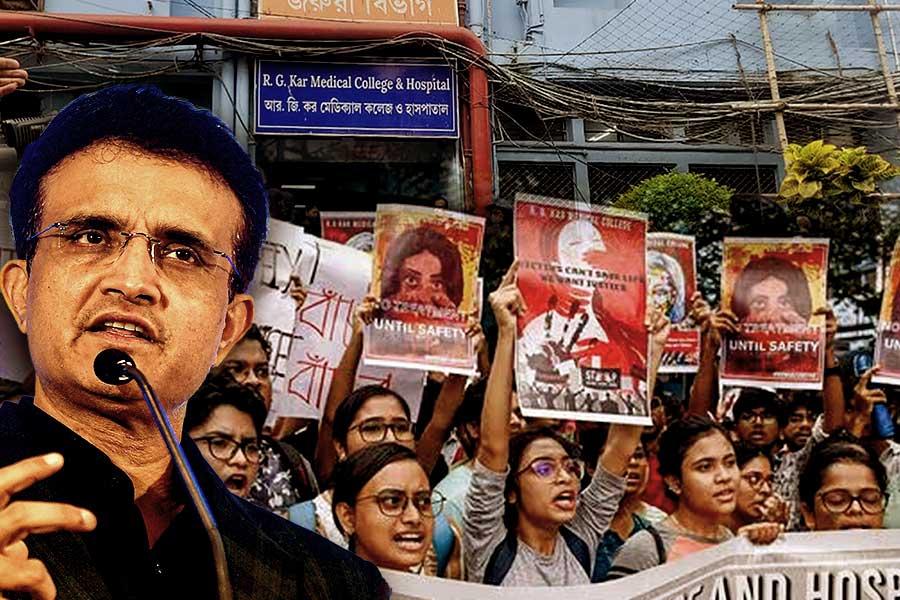 RG Kar Protest: Sourav Ganguly and Dona Ganguly made their profile picture black in protest