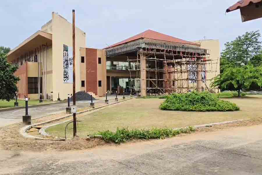 Programmes of 22 Shravan suspended at Visva Bharati's Bangladesh Bhavan