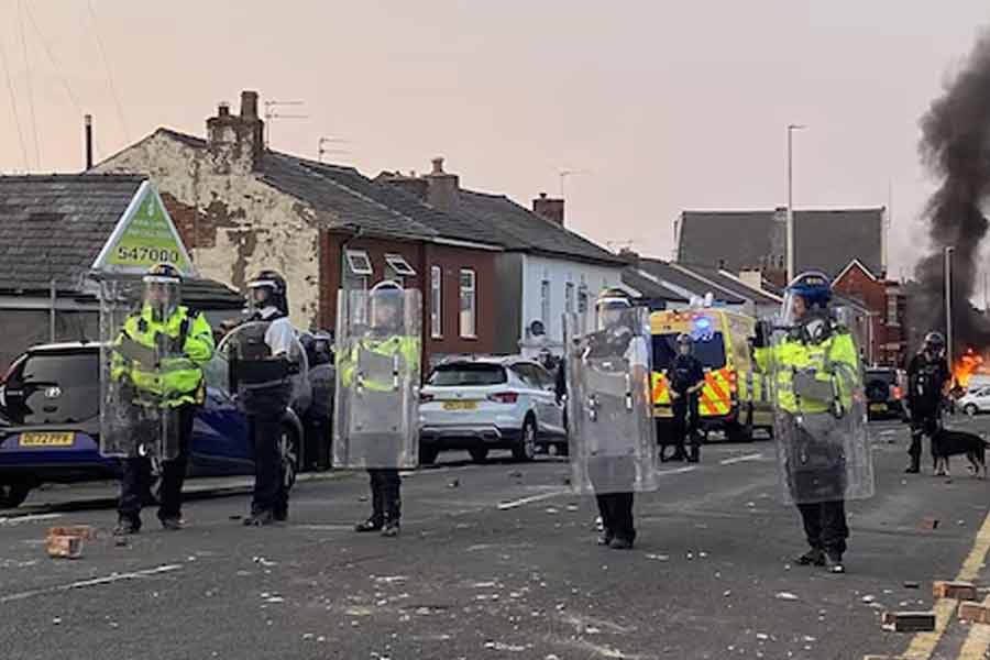 High Commission gave travel advisory for Indians for Britain unrest situation