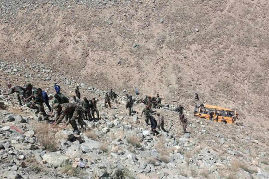 Bas fall in a gorge in Ladakh, Army save 27 life