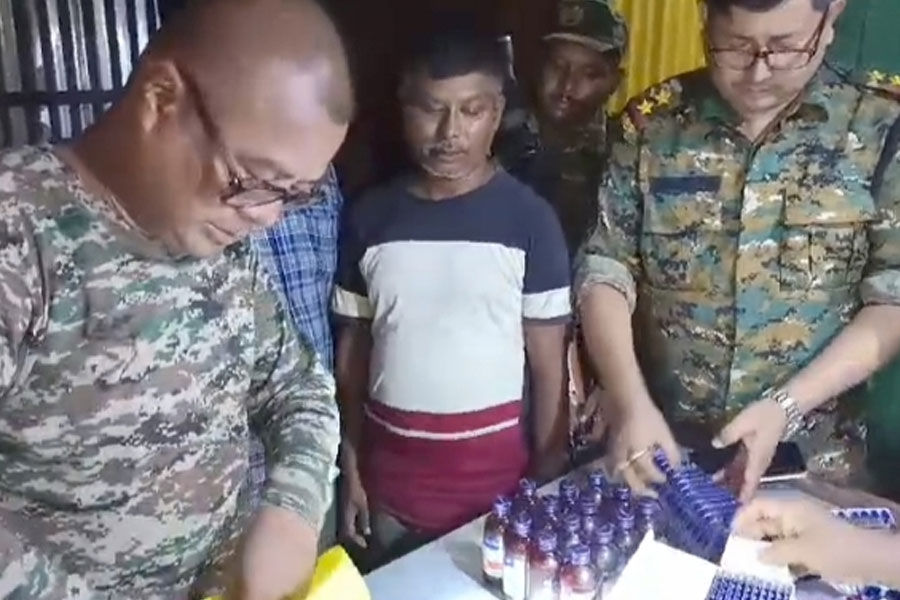 Drugs allegedly sold in tea shop at Mal Bazar