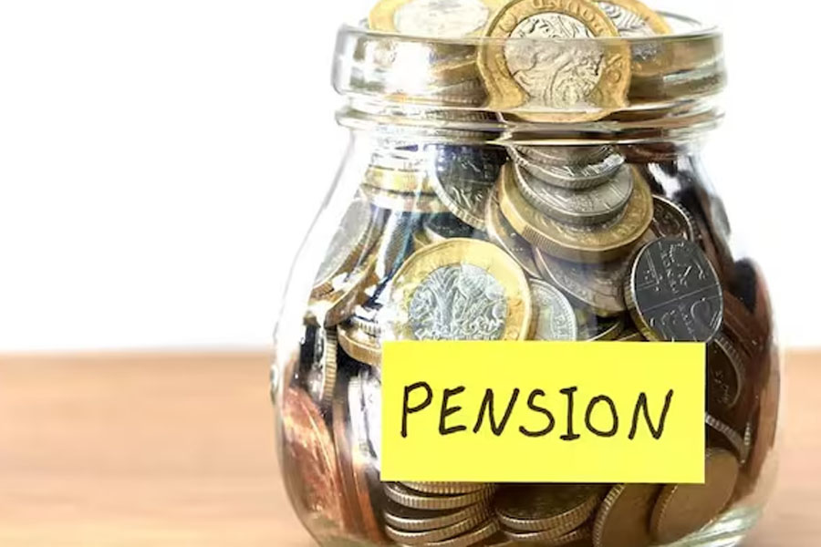 EPS pension should be hiked to 7.5K, public demands