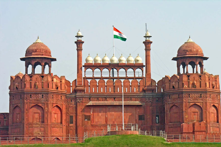 Bomb threat at Red Fort, Jama Masjid